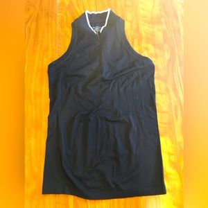 Collar tank